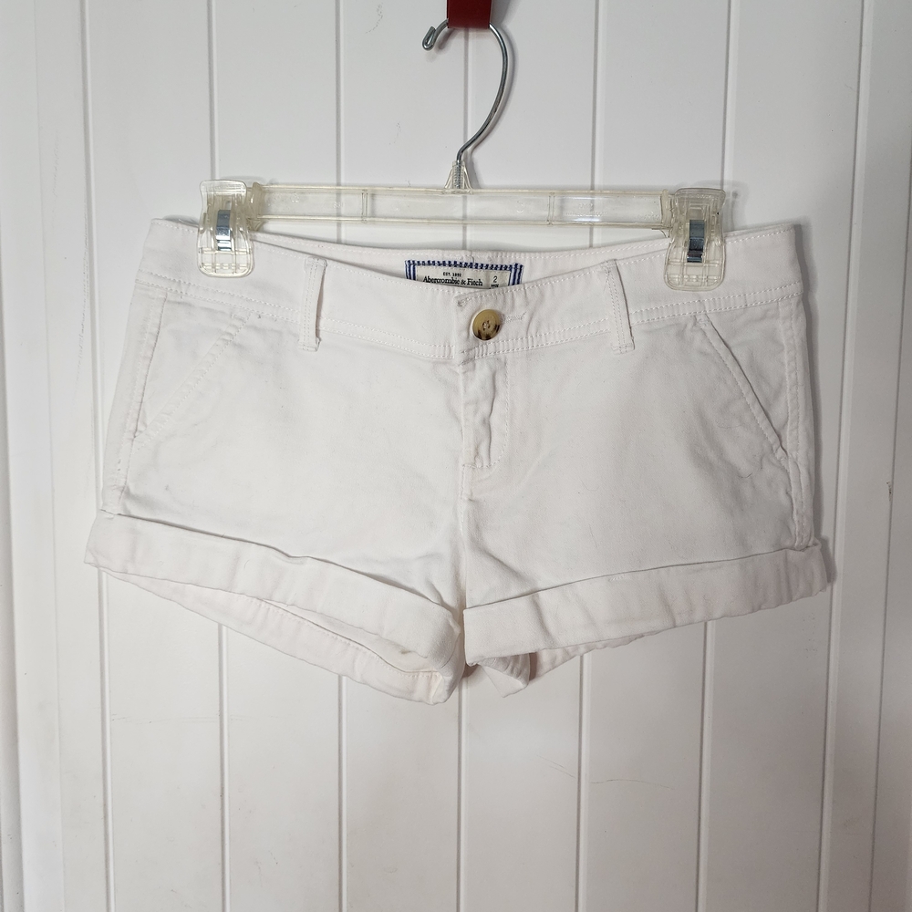 Abercrombie & Fitch Women's Cream Shorts